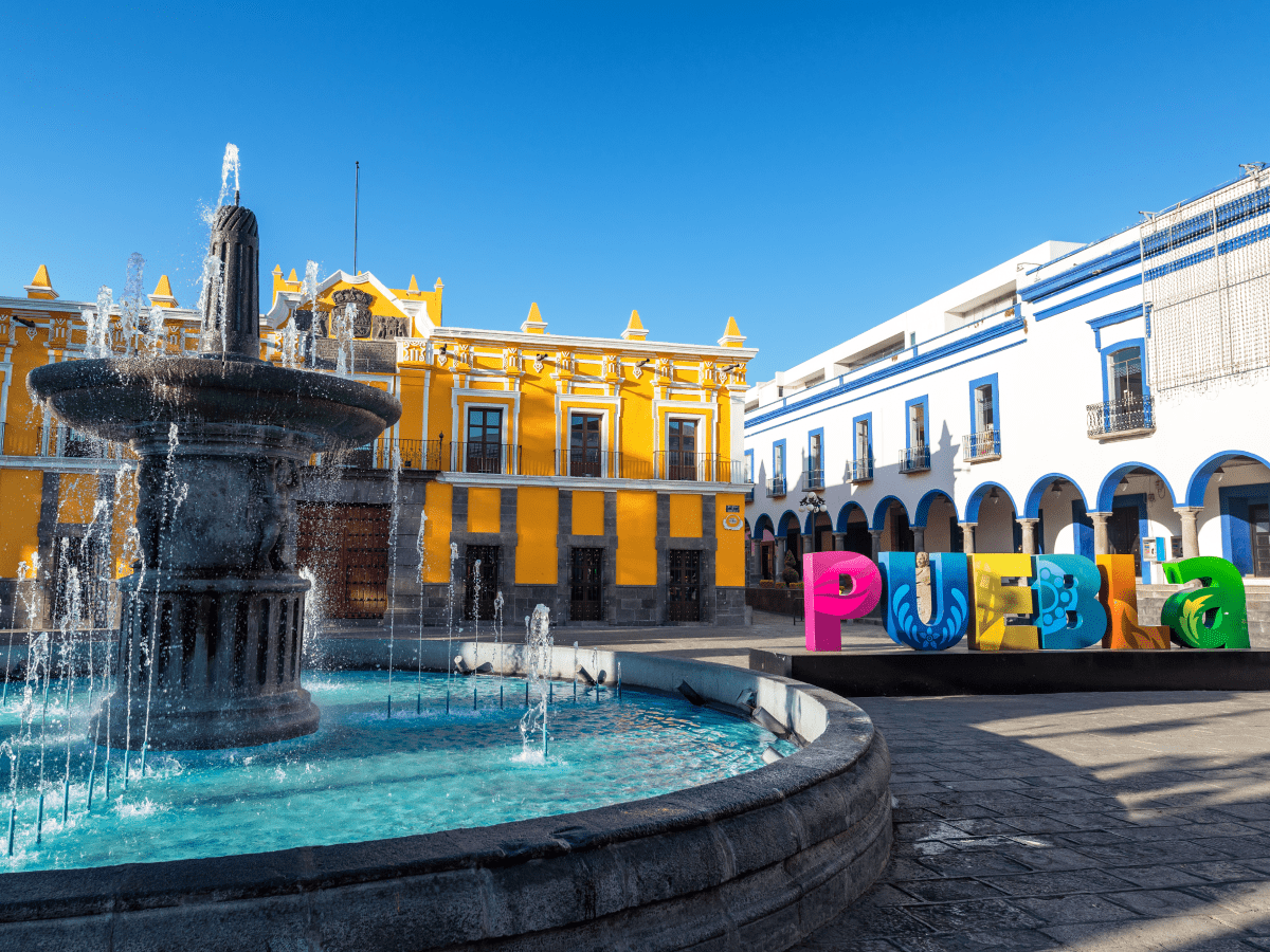 Cómo moverse por Puebla: a pie, en bus, en combi, taxi, Cabify y más