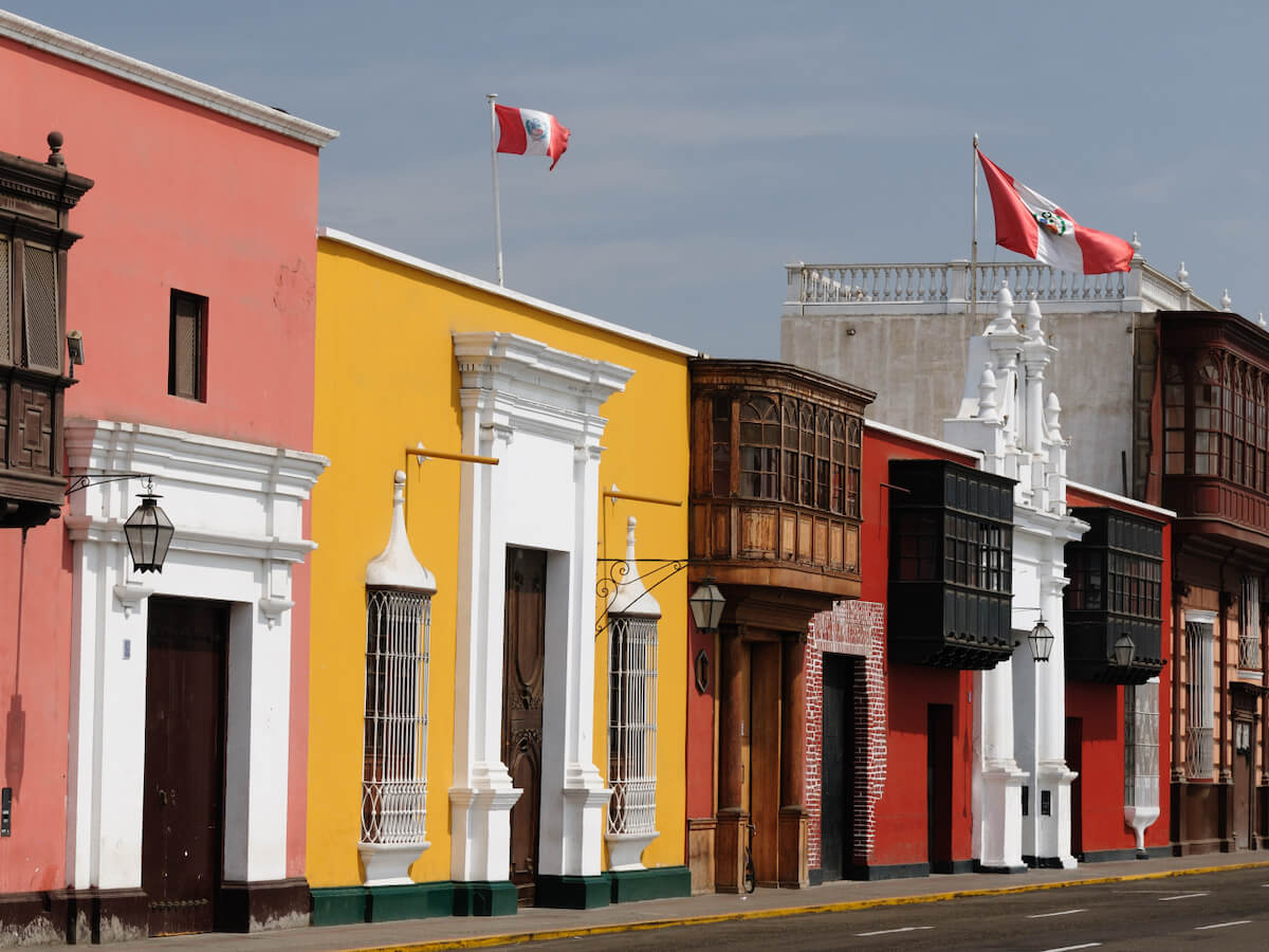 Cómo moverse en Trujillo: a pie, en bus y minibús, en taxi y en Cabify